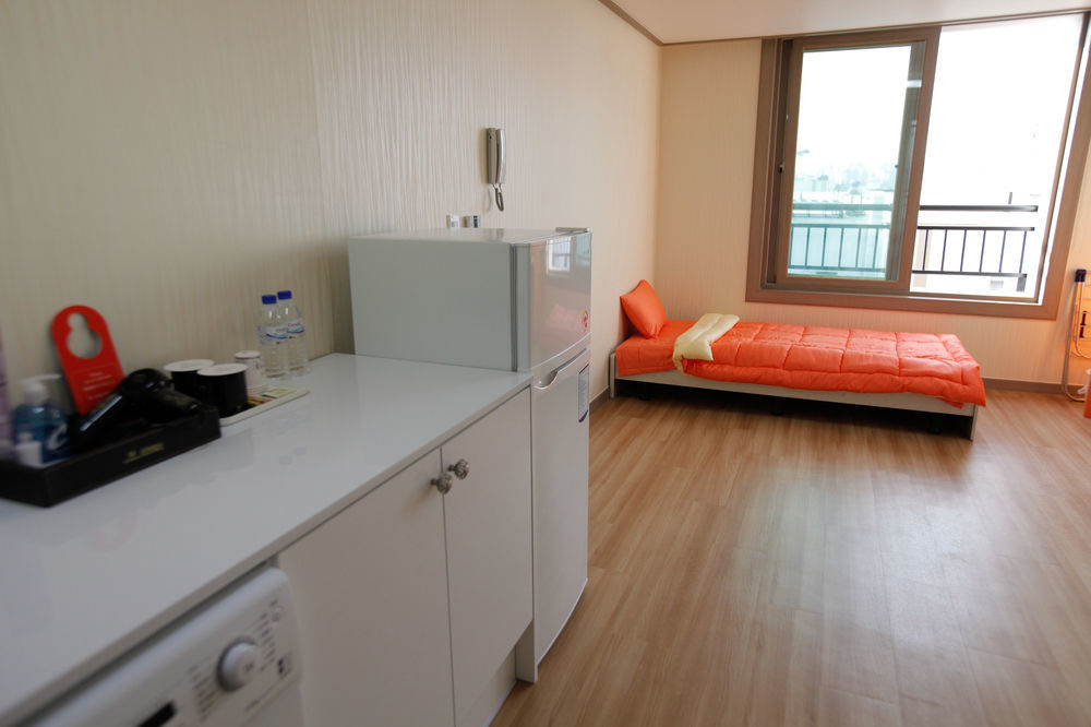 ホテル Sb House スウォン エクステリア 写真